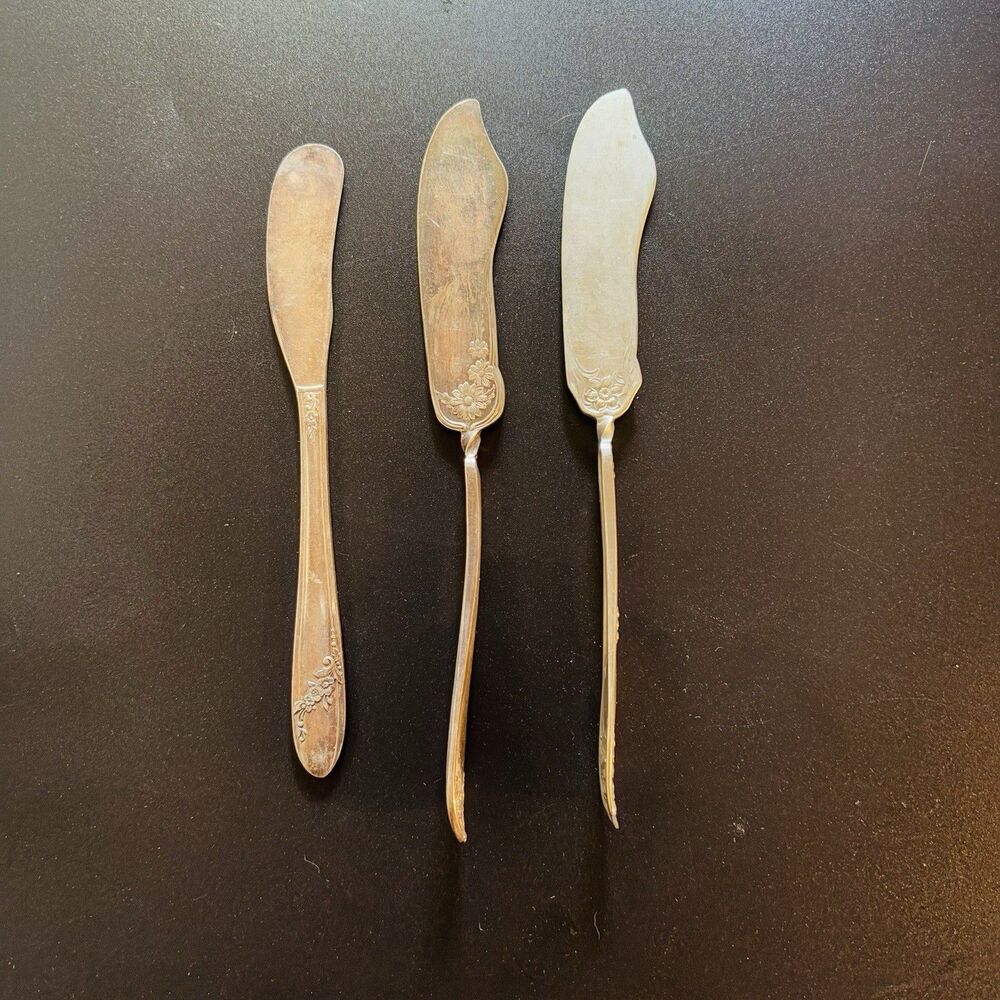 Vintage Mismatched Silverplate Butter Spreaders Lot of 3 Floral Patterns